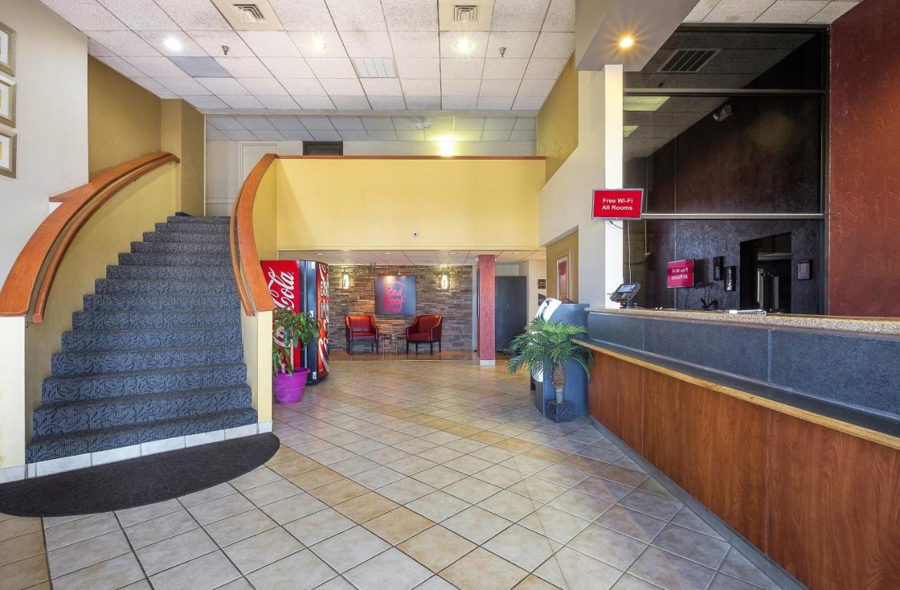 Red Roof Inn & Suites Cleveland - Elyria Kültér fotó