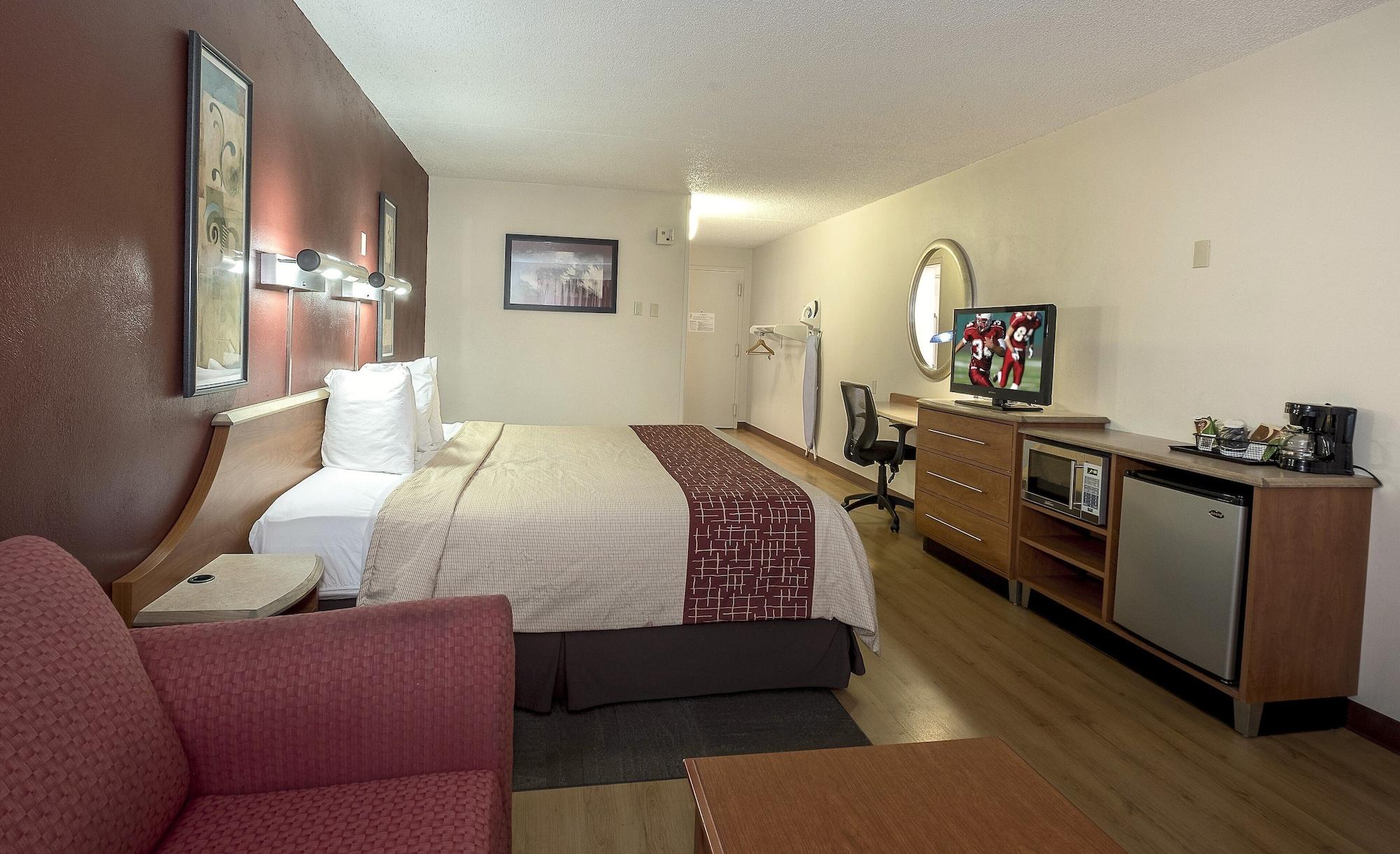 Red Roof Inn & Suites Cleveland - Elyria Kültér fotó