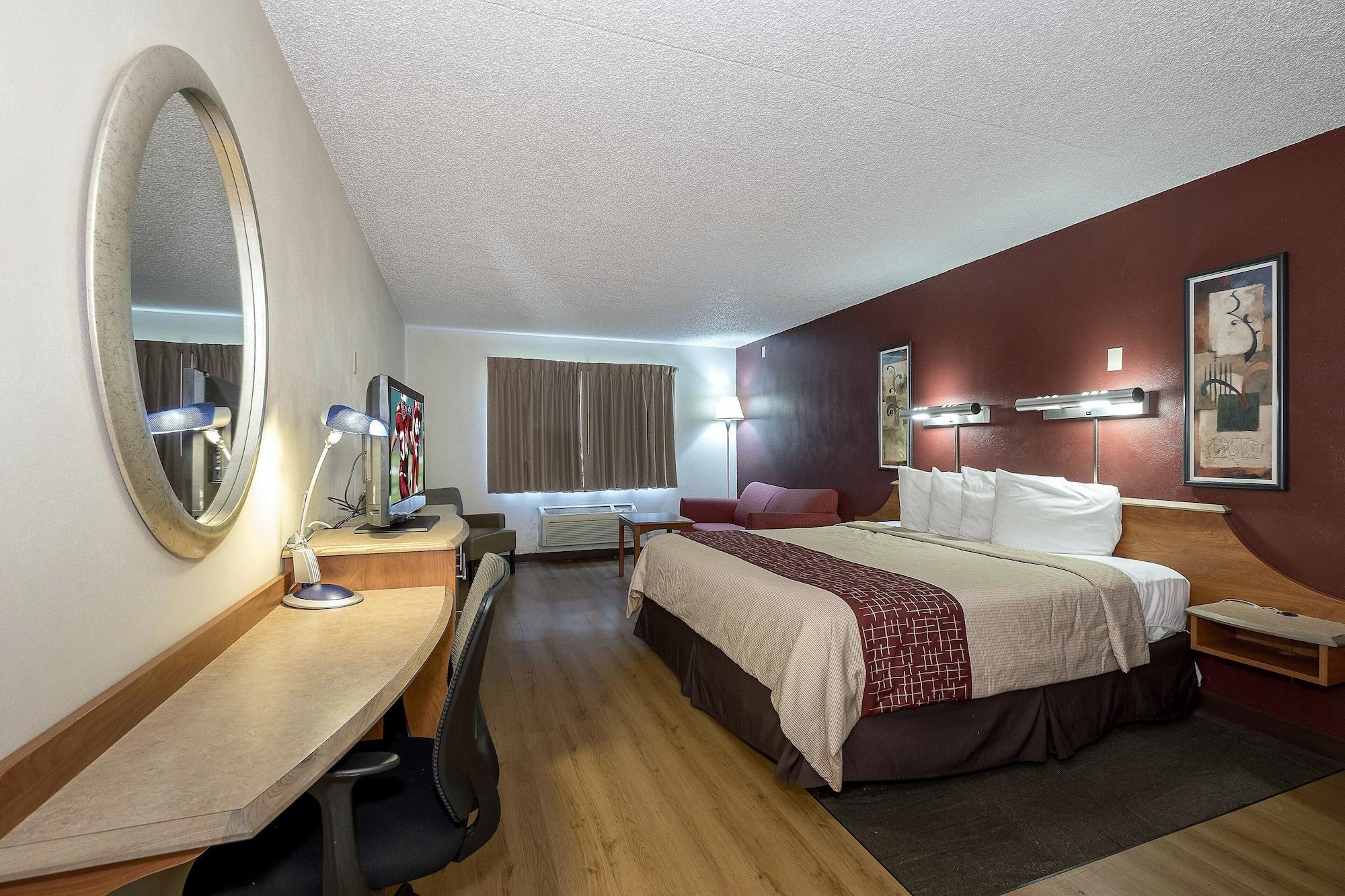 Red Roof Inn & Suites Cleveland - Elyria Kültér fotó